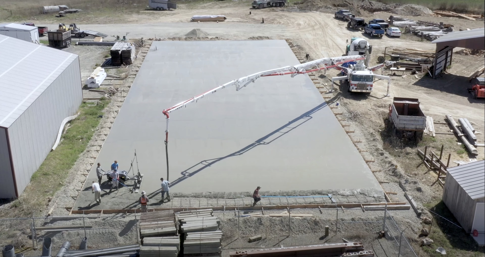 Commercial concrete services and large-scale concrete construction Large commercial concrete construction project showing professional capabilities
